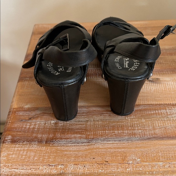 Kork-Ease Platform Sandals. - Picture 4 of 4